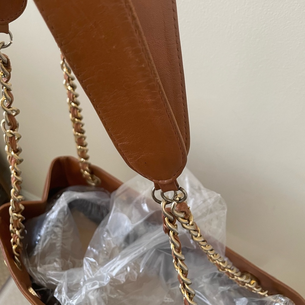Vintage Chanel Tote Bag - Picture 2 of 7